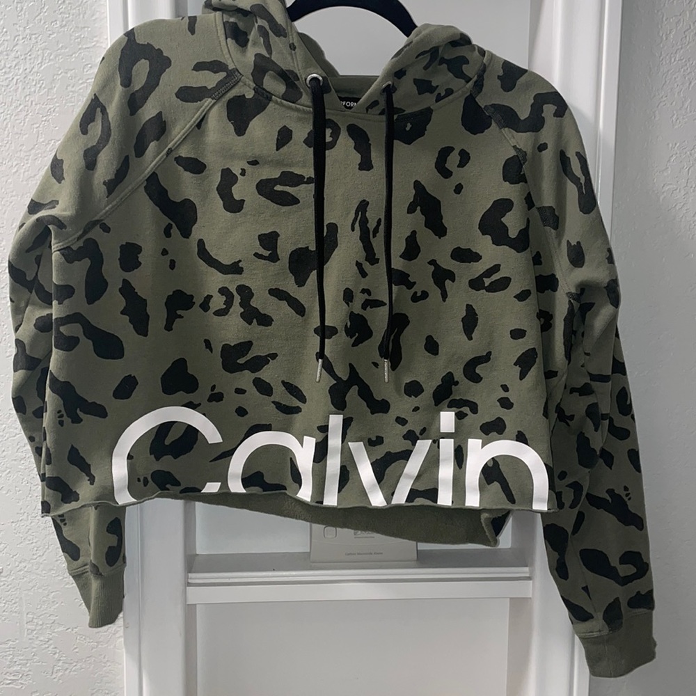 🌸2/$5 Calvin Klein performance hoody size M